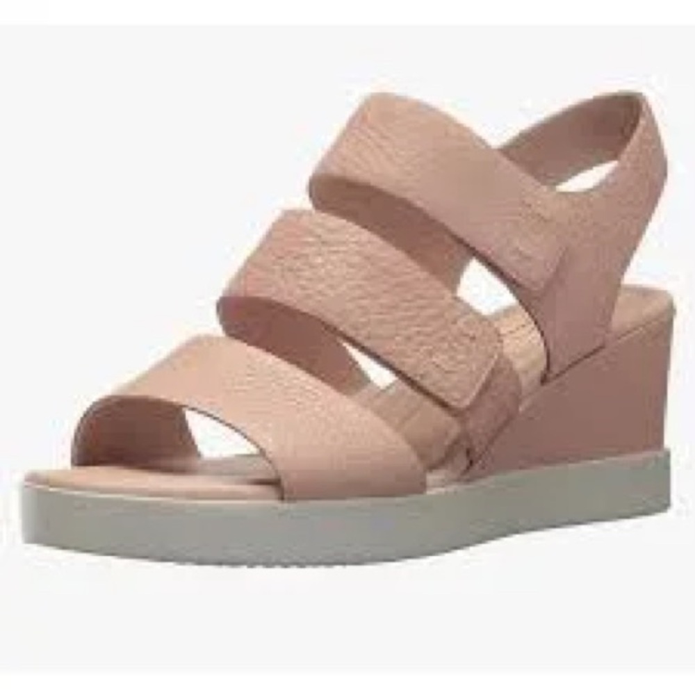 Ecco Shape Wedge Plateau Comfort Sandal in Rose Poussiere pink size 8 / 39